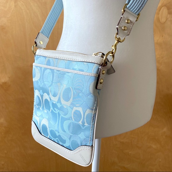Coach RARE Signature Crossbody Blue & White Purse - Picture 3 of 5
